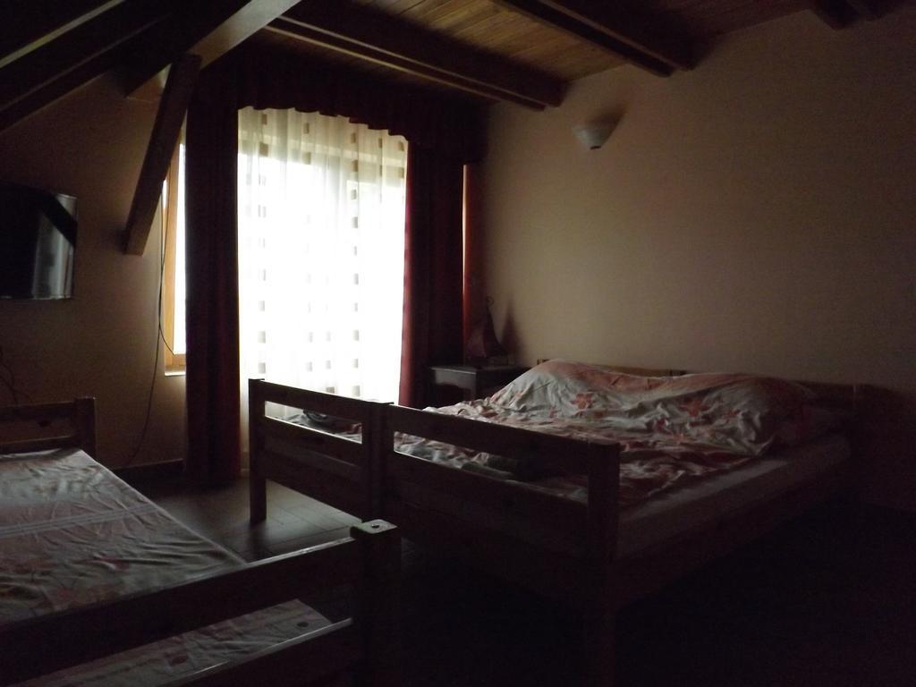 Napos Vendeghaz Hotel Győr Eksteriør billede