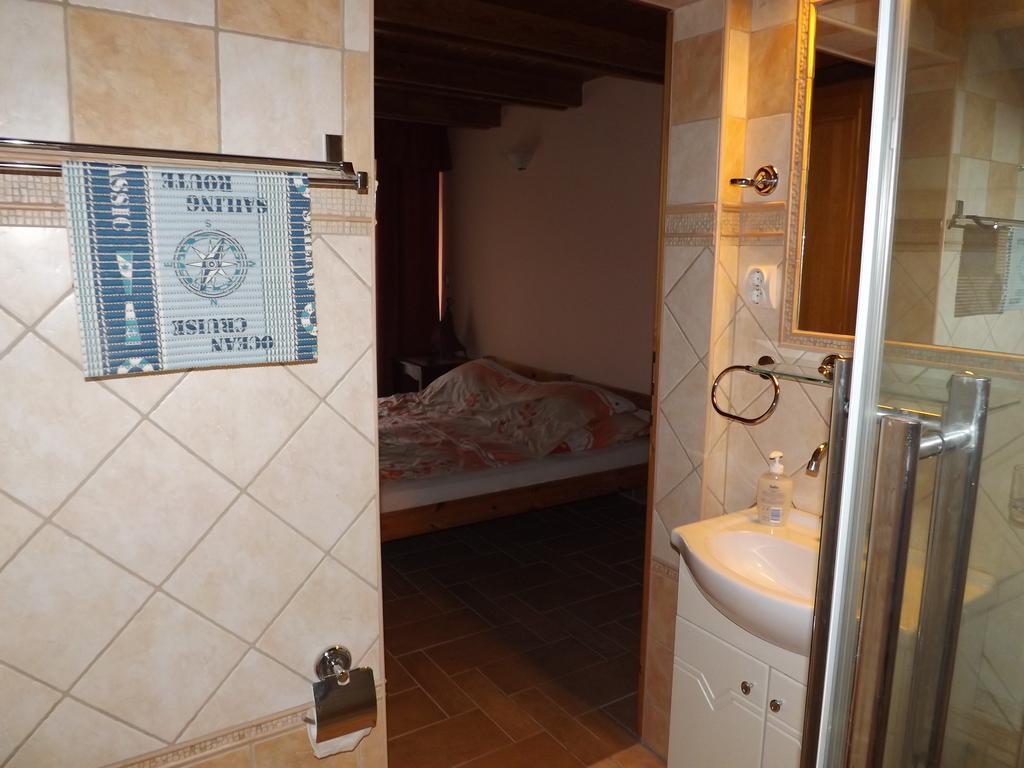 Napos Vendeghaz Hotel Győr Eksteriør billede